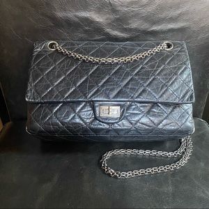 CHANEL Reissue 226 Double Flap Bag